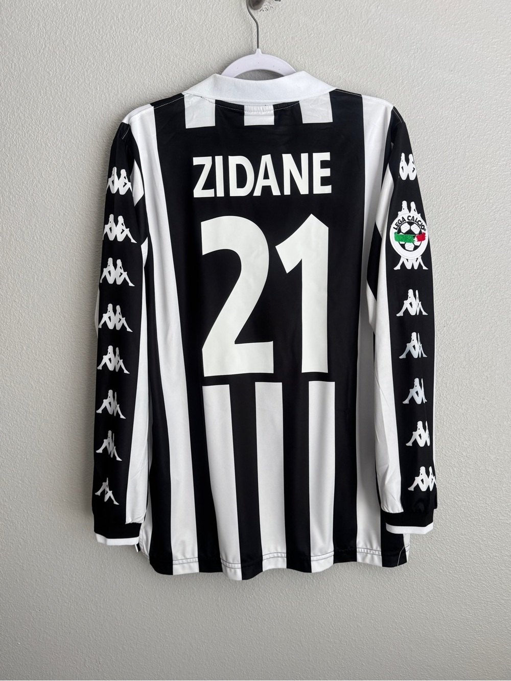 Vintage Juventus Kappa 1999/2000 Zidane Liga Calcio home long sleeve jersey